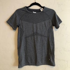 Old Navy Gray Athletic T-Shirt